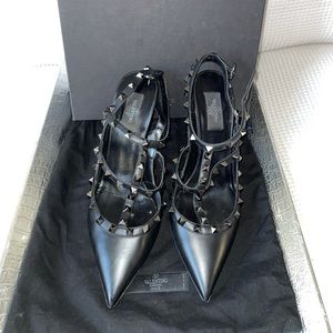 ********SOLD******** Valentino heels